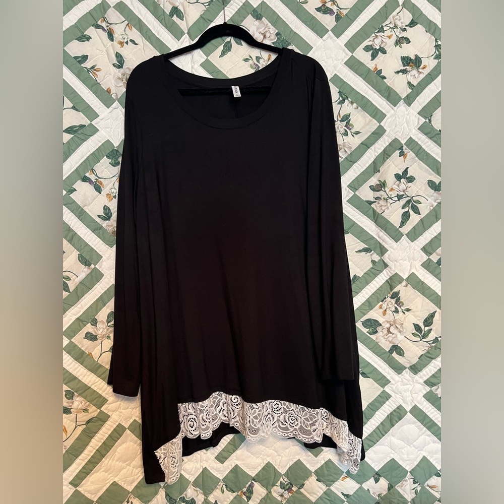 Zenana Outfitters Black Tunic with White Lace Hem